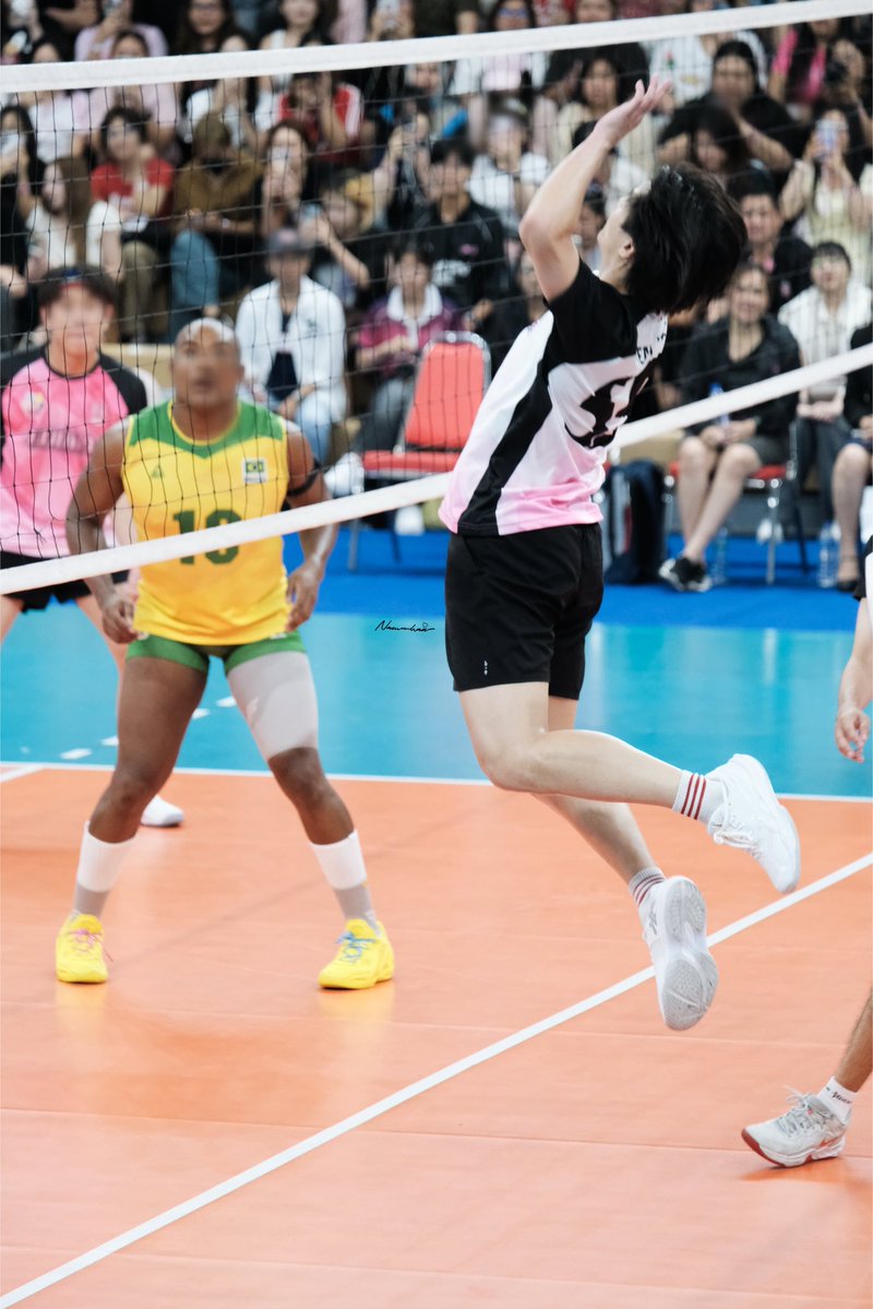 NamwhaN_89's tweet photo. เธอ เคยเห็นกระต่ายบินป่ะ? 🐇
OAT X CHULA VOLLEY
#OatPasakorn @oat_psk
#ChulaVolleyballWithOat
#CUSAN2 #ChulaVolleyball https://t.co/64TXlzeAOL