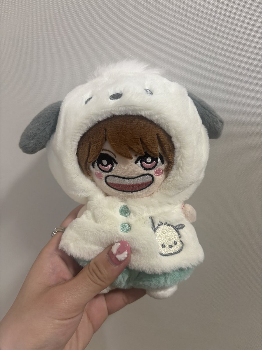 fk3mt5_'s tweet photo. ふわふわもふもふで耳たれポチャッコ大晴くんかわいい〜！！！🤍✨ https://t.co/giEoprim7L