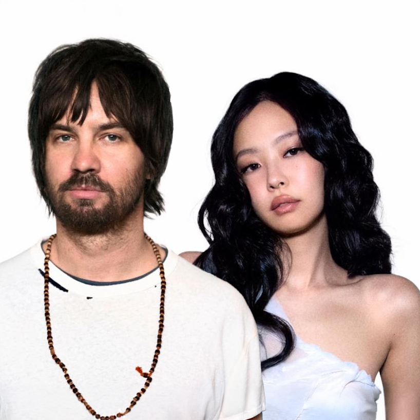 TheePopCore's tweet photo. “Dracula - JENNIE remix” has been officially renamed to “Dracula with JENNIE” across multiple music platforms. https://t.co/fE4KiVGuOT