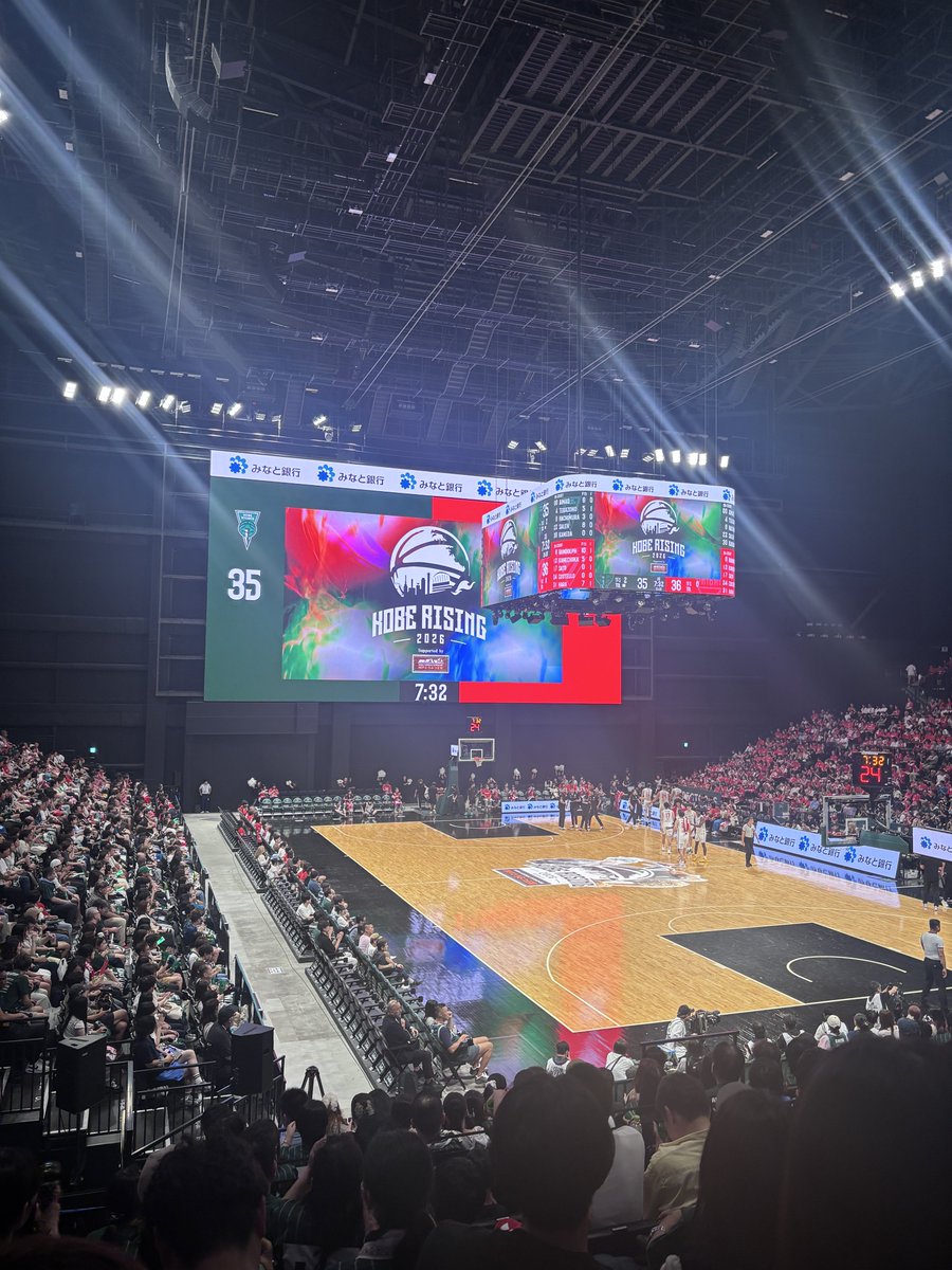 ha_chi38's tweet photo. 今日ココ☺️🏀

#GLIONARENAKOBE
#ジーライオンアリーナ神戸
#KOBERISING 
#神戸ストークス https://t.co/Pt9rQ7tYJj https://t.co/nmMOQhVPav