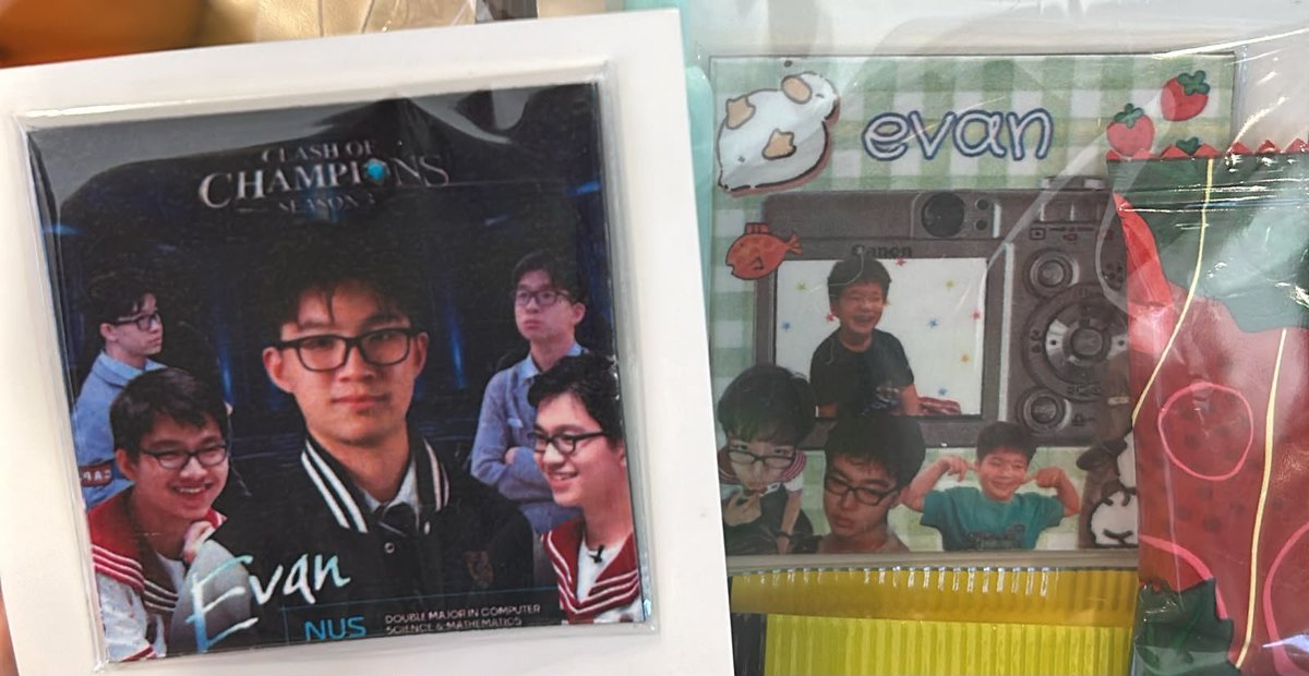 SandyoursNuna's tweet photo. Evan 😭😭😭

Ini katanya dia nyiapin 1 dus freebies buat yg foto 1:1 ama dia 😭😭😭

Niat banget ngecustom magnet kulkas, trus pen nya emot bobok 😭😭😭

Evan Nathanael, hatimu terbuat dari berlian dan matamu bersinar seperti bola lampu 🥺🥺🥺

Cr. Anak grup https://t.co/DeUllM2RME