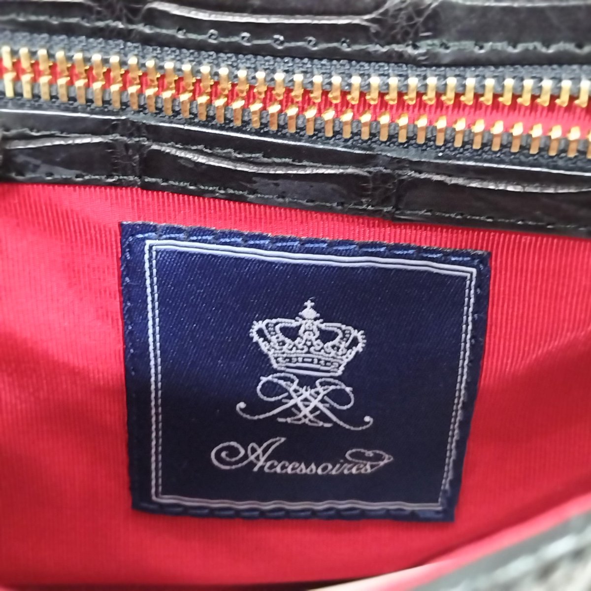 off_marinpia's tweet photo. ADMJの2wayハンドバッグが入荷しました!
トートバッグとしても、ショルダーとしてもご利用いただけるお品物です!
オフモールにて掲載中ですので、こちらのリンクからぜひご覧ください😊
https://t.co/Z3F7kb0X0u
#ADMJ #2wayハンドバッグ #ハンドバッグ #オフモール https://t.co/jYzlZJNZdH
