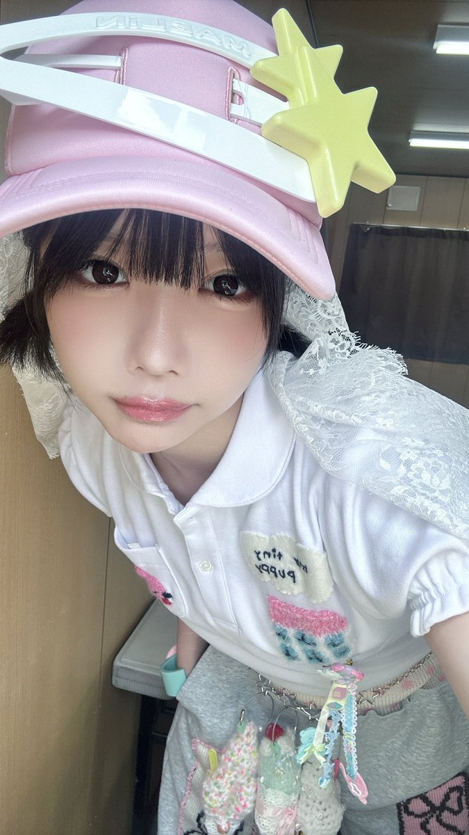 aNo2mass's tweet photo. 「MONSTER baSH 2026」
暑すぎる香川！！！ありがとう⭐️
ライブ始まる前綺麗なのに終わったあとびちょびちょのボロボロ https://t.co/jJIIPmoq9z