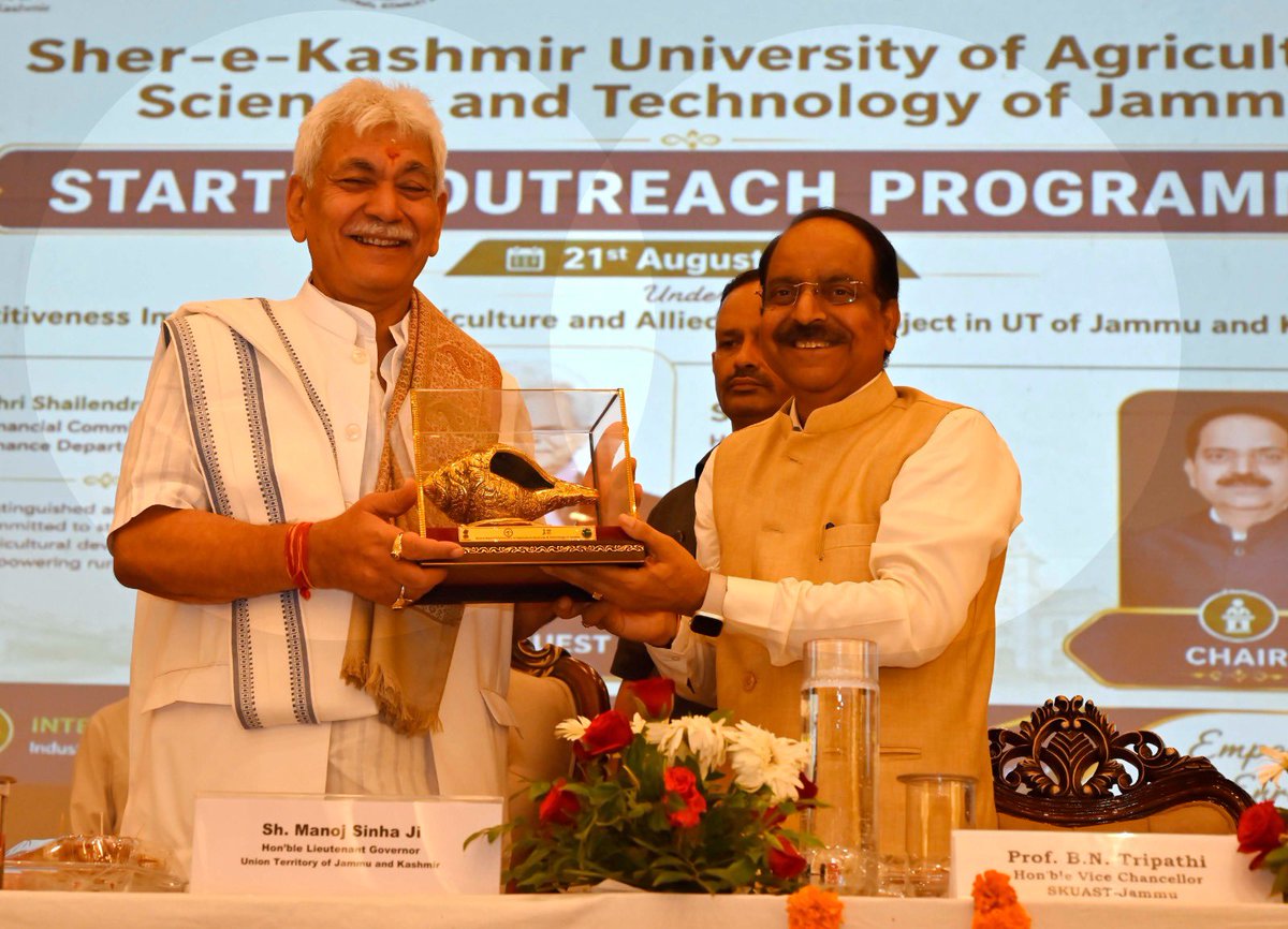 CellSkuast's tweet photo. Hon’ble LG Shri Manoj Sinha ji Inaugurated Unnati Girls Hostel &amp; Centre for AI &amp; ML at SKUAST-Jammu in the presence of Shri Shailendra Kumar, Financial Commissioner (ACS)  &amp; Prof. B. N. Tripathi, Hon’ble VC during the Startup Outreach Programme under JKCIP## https://t.co/GxryUnIxng