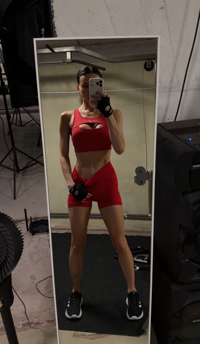 Scammimmy's tweet photo. I guess you found out that pretending to be something you're not was ALWAYS going to catch up with you 🤭

This is your life whether you want it or not 😈

Scream. Beg. Cry. Run. Shout

You can't escape it 😋

Findom game catfish joi femdom femboy drain scam goon teen bop crypto https://t.co/PnfjCH3DNu