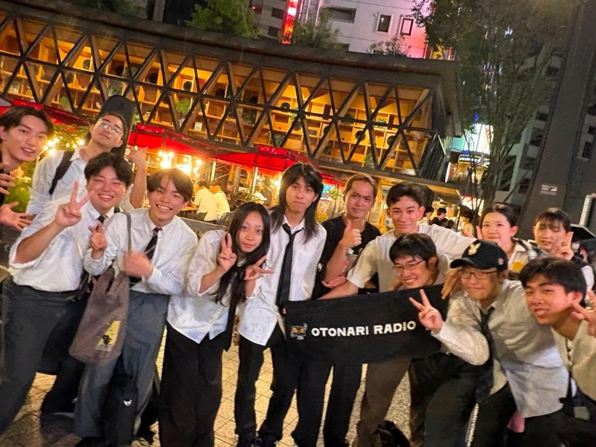 syou_drums0611's tweet photo. おとラジ音楽祭めっちゃ楽しかった！
友達もいっぱい来てくれたし
まどろみとか人面葬とかにも会えてよかった！

うちのキーボとおゆゆの連弾がすごすぎてもはや引いてしまった
もうバン���組めよ…

またみんなとライブやりてぇな……

 #おとラジ
 #高校生軽音グランプリ音楽祭 https://t.co/sgrlsi8kt1