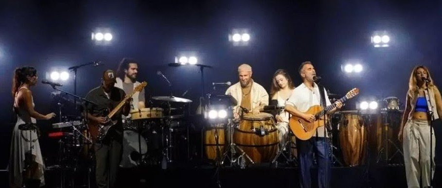 marialofe's tweet photo. Actuación de @drexlerjorge "Taracá tour", Isla del Jardín Botánico de #Gijón, el jueves, 20 de agosto y yo me lo perdí. 
Qué pena 😪😪 https://t.co/K4QdBQFOKT