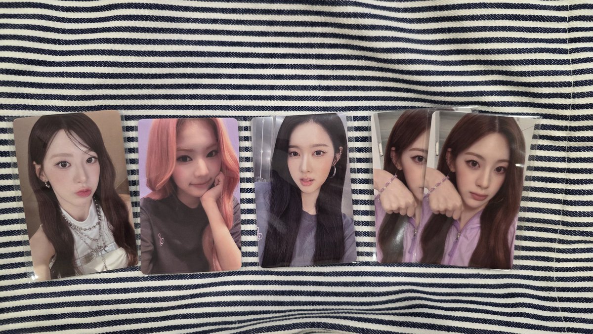 _izonme's tweet photo. 스테이씨 팬콘 굿즈 교환 구합니다! 

저: 피크닉 세은
님: 피크닉 아이사

저: 티셔츠 아이사, 시은
님: 티셔츠 수민

저: 팔찌 세은
님: 팔찌 아이사, 수민 https://t.co/LbPQOqHorj
