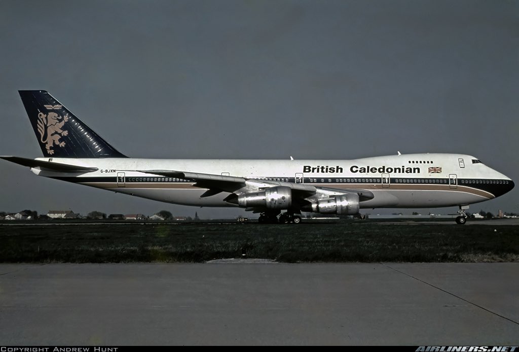 n194at's tweet photo. British Caledonian 
Boeing 747-230B G-BJXN Line #179
LGW/EGKK London Gatwick Airport
Mid 1980s
Photo credit Andrew Hunt 
#AvGeek #Aviation #Airline #AvGeeks #Boeing #B747 #QueenOfTheSkies #BCAL #BritishCaledonian #London #LGW @Gatwick_Airport 🇬🇧 https://t.co/64SuIwPRet