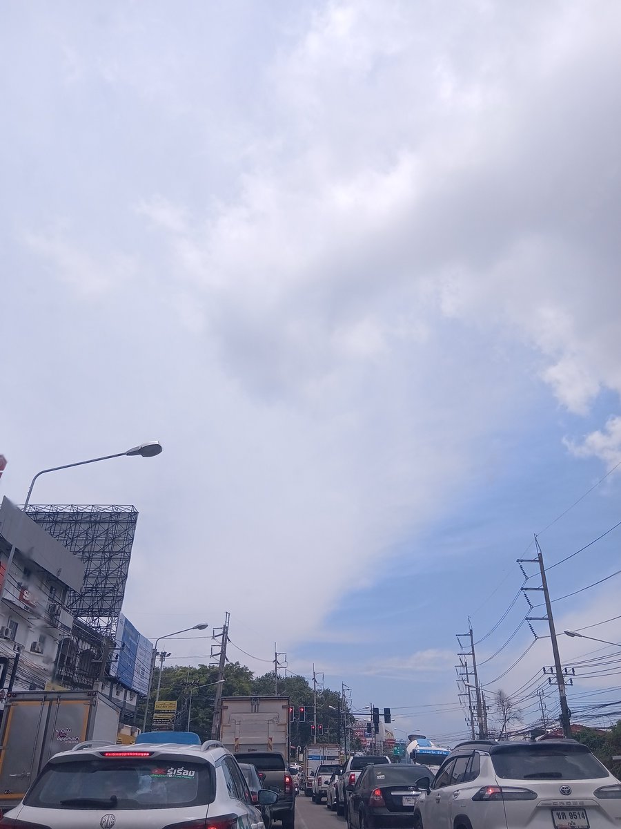 lekkvl4's tweet photo. หิวข้าว. เสาร์นี้เงียบจัง. เครียด
งานก็รับไม่ได้.  หาไหนทันส่งหนี้🥹😭 #ภูเก็ต https://t.co/DB5bo2lRkU