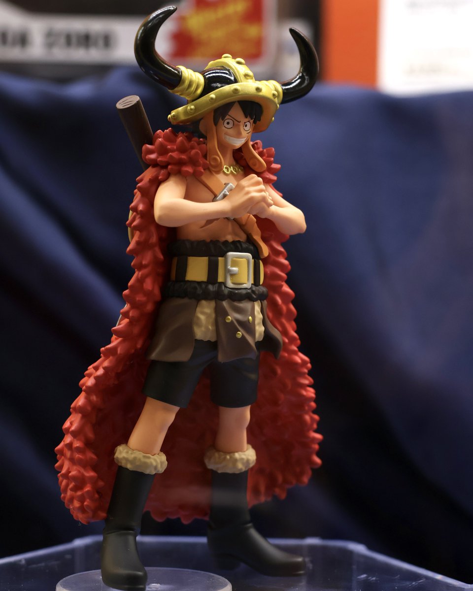 OPMerchandise's tweet photo. In person look at new WALLSTAR figures that can be displayed as-is in its blister package!

Features:
• Monkey D. Luffy Gear 5
• Roronoa Zoro
• Nami
• Monkey D. Luffy
⠀
#OnePiece https://t.co/yUYwW8K9d4