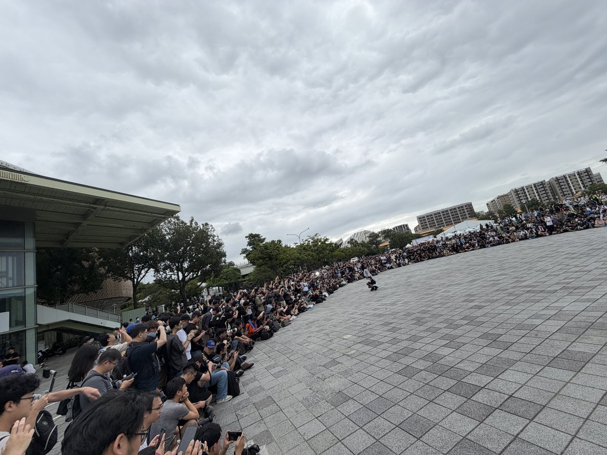 iorimoe_five's tweet photo. この辺りで撮影しています！ https://t.co/pUBXNGldt2