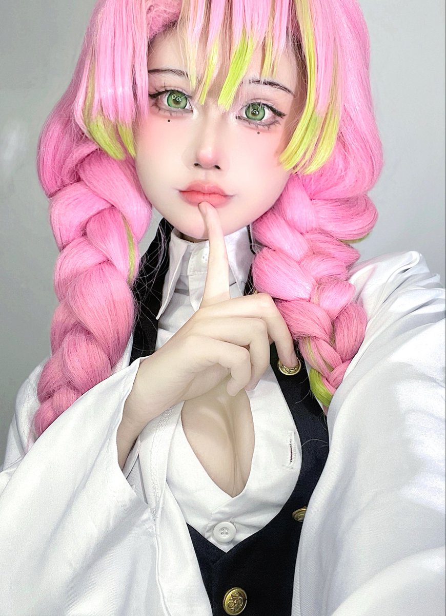 vtmchau0's tweet photo. Mitsuri 🗡️❤️
#cosplay #kimetsunoyaiba #demonslayer https://t.co/LpKmNFCPvh