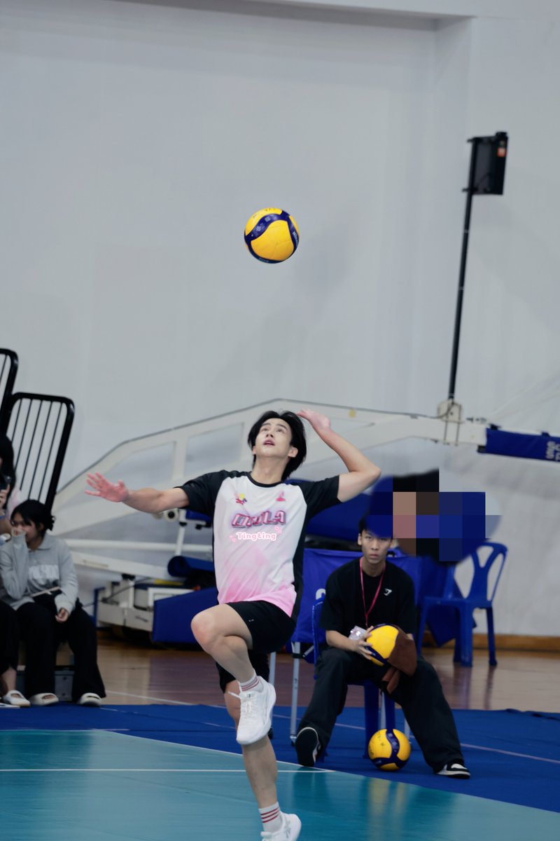 JintingXie0228's tweet photo. 发球😏
OAT X CHULA VOLLEY
#OatPasakorn @oat_psk
#ChulaVolleyballWithOat
#CUSAN2 #ChulaVolleyball https://t.co/qXfCTT3Mzc
