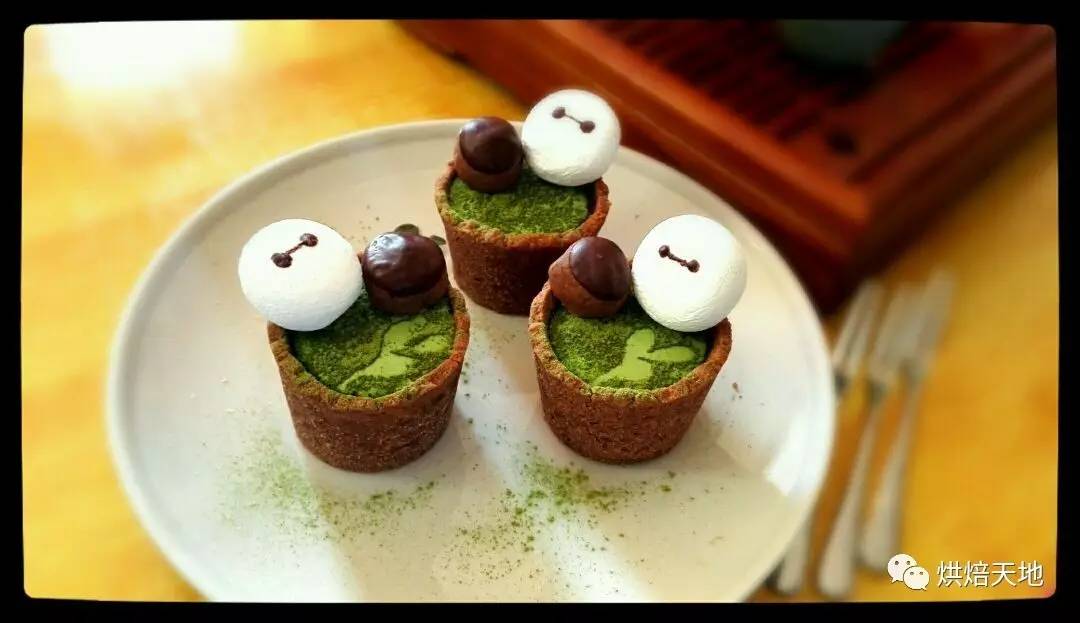 andreaplum6's tweet photo. Just got the new matcha white chocolate cookies  They’re so crumbly and the matcha flavor is just right—grab one if you’re around! https://t.co/5kJZ5OEvaL
