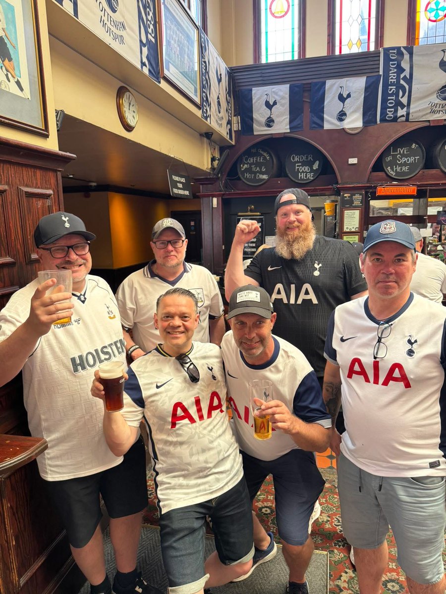 Svucka's tweet photo. Match Day! #COYS #CantSmileWithoutYou #Brentford #Spurs #PremierLeague #AudereEstFacere #ToDareIsToDo #SpursFamily #UpTheSpurs  Football is finally back! https://t.co/uUZMVvWqG7