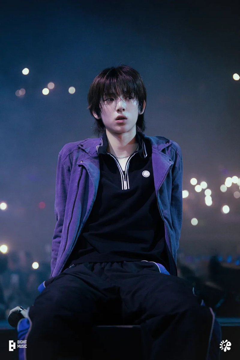 Juholyyy's tweet photo. JJUST MAKING IT COUNT, his sense of rhythm highlights musical nuance, JJUPHORIA flows naturally, JUHOONIVERSE shows unique interpretation of every given track.

JUHOON MAKES THE MILESTONE SHINE

#JUHOONComesIntoFocus
#JUHOON #주훈 https://t.co/o2dx12EDAB