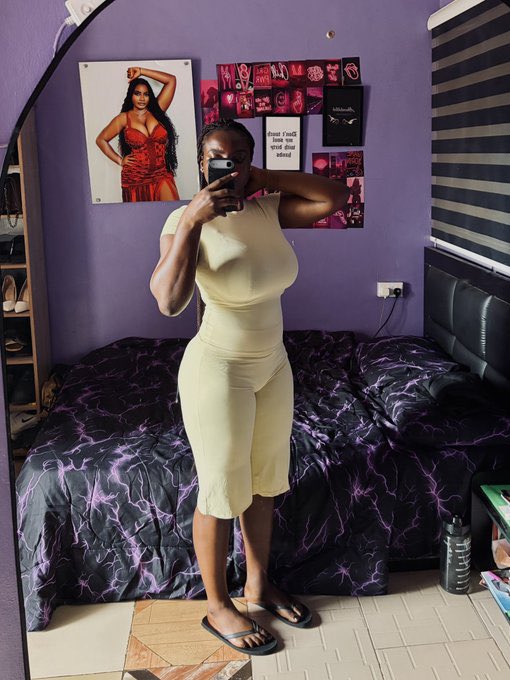 staaardom's tweet photo. Some men will still cheat even with this kind body nawa ooo https://t.co/bHC2Xz5rqS