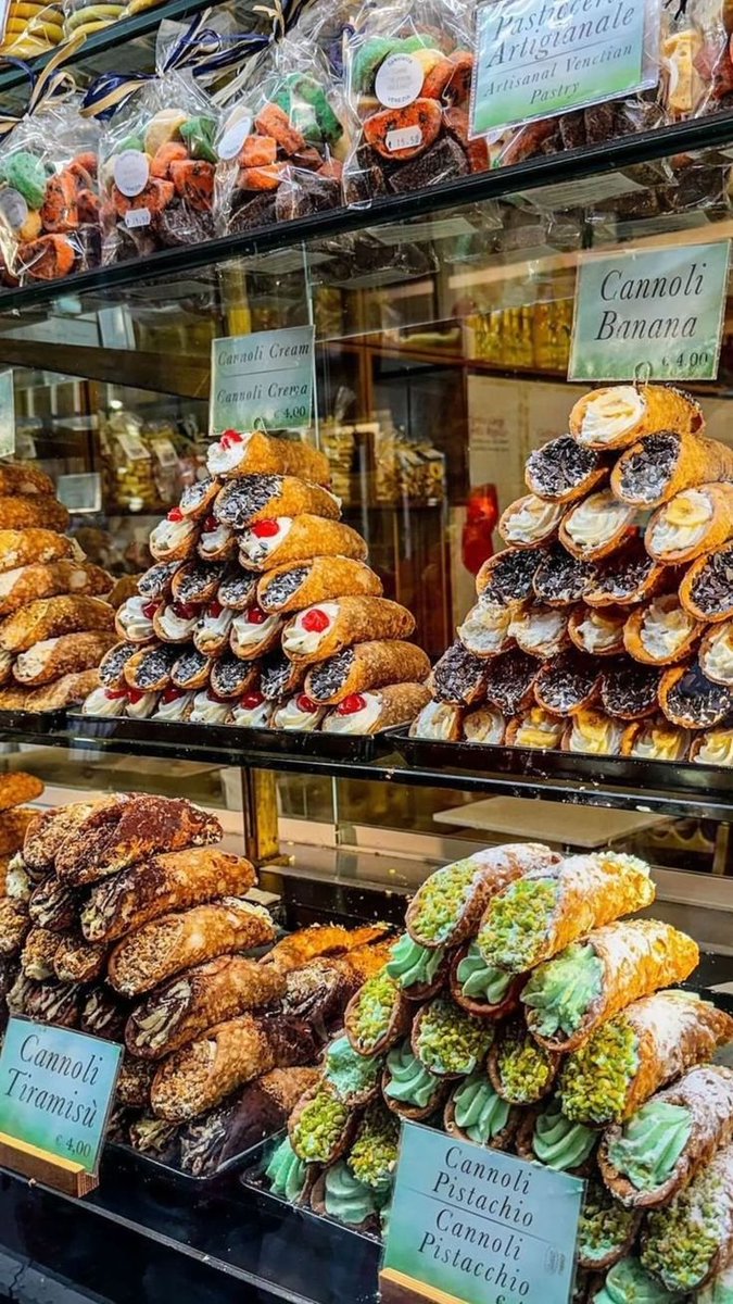 MozartCultures's tweet photo. Florence Day https://t.co/PB7SdmGksm