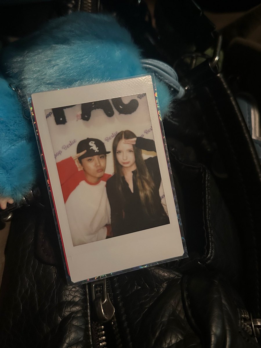 bonsmadi's tweet photo. Me and Tag mog 

#onepact #Tag https://t.co/TrfrXbIvyy