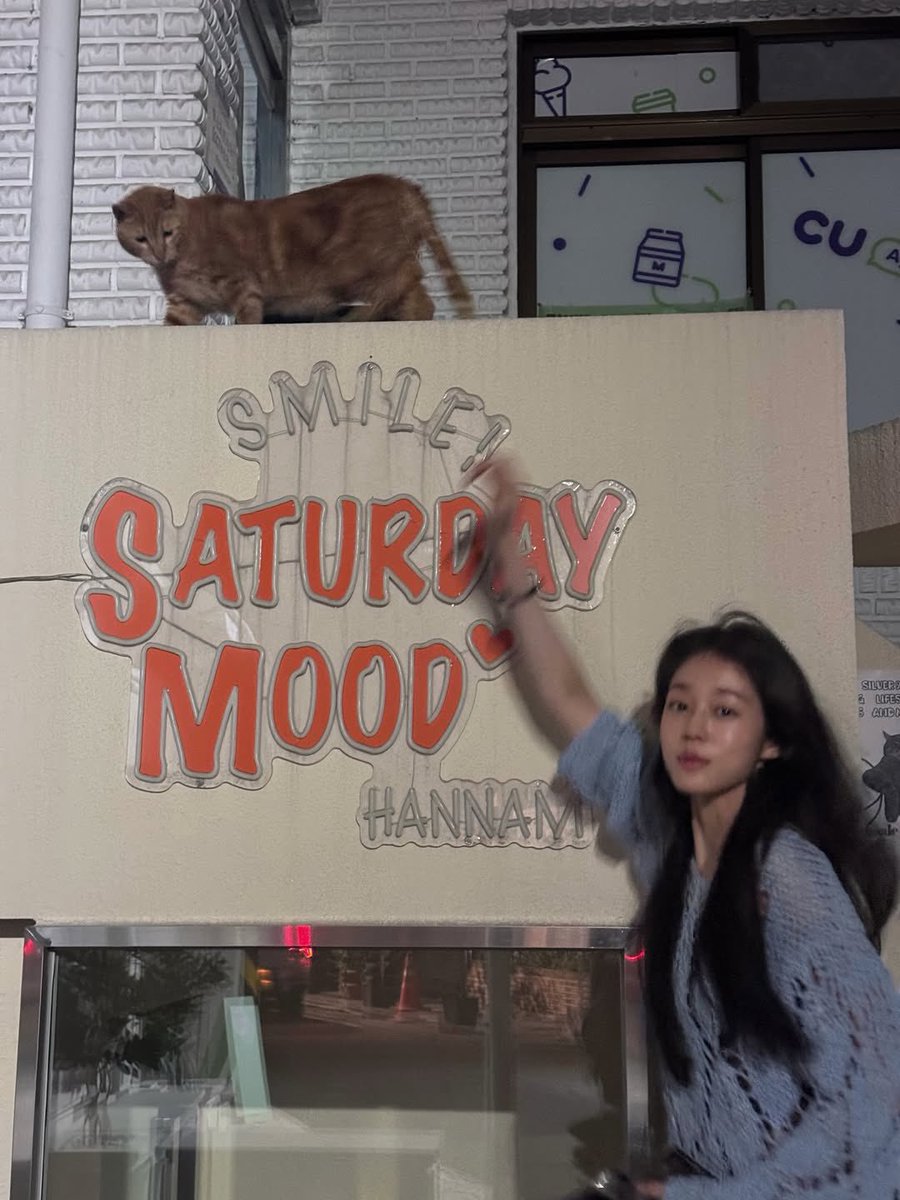 Yobnseo's tweet photo. Saturday mood (literally) https://t.co/7CTI54i7EM