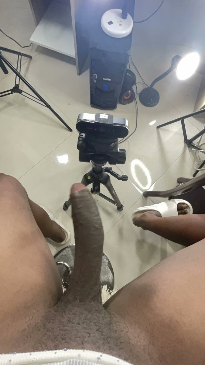 yeikollfr2's tweet photo. IT'S PARTY TIME LET'S START PLAYING ? 🥳👹 https://t.co/uFQR10kyZa