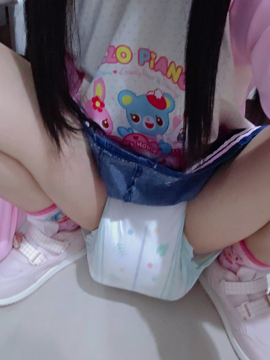 prhsddip's tweet photo. 真不知道當時是怎麼尿的這麼多😅
感覺好像夾了顆枕頭在下面😊 https://t.co/cIBZiwPnbg