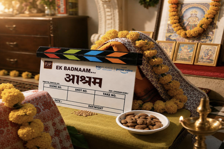 BollywoodH's tweet photo. #Aashram4 Begins Filming As #BobbyDeol Returns As #BabaNirala

https://t.co/n13Hc8e8nZ https://t.co/T6nUkULlCI