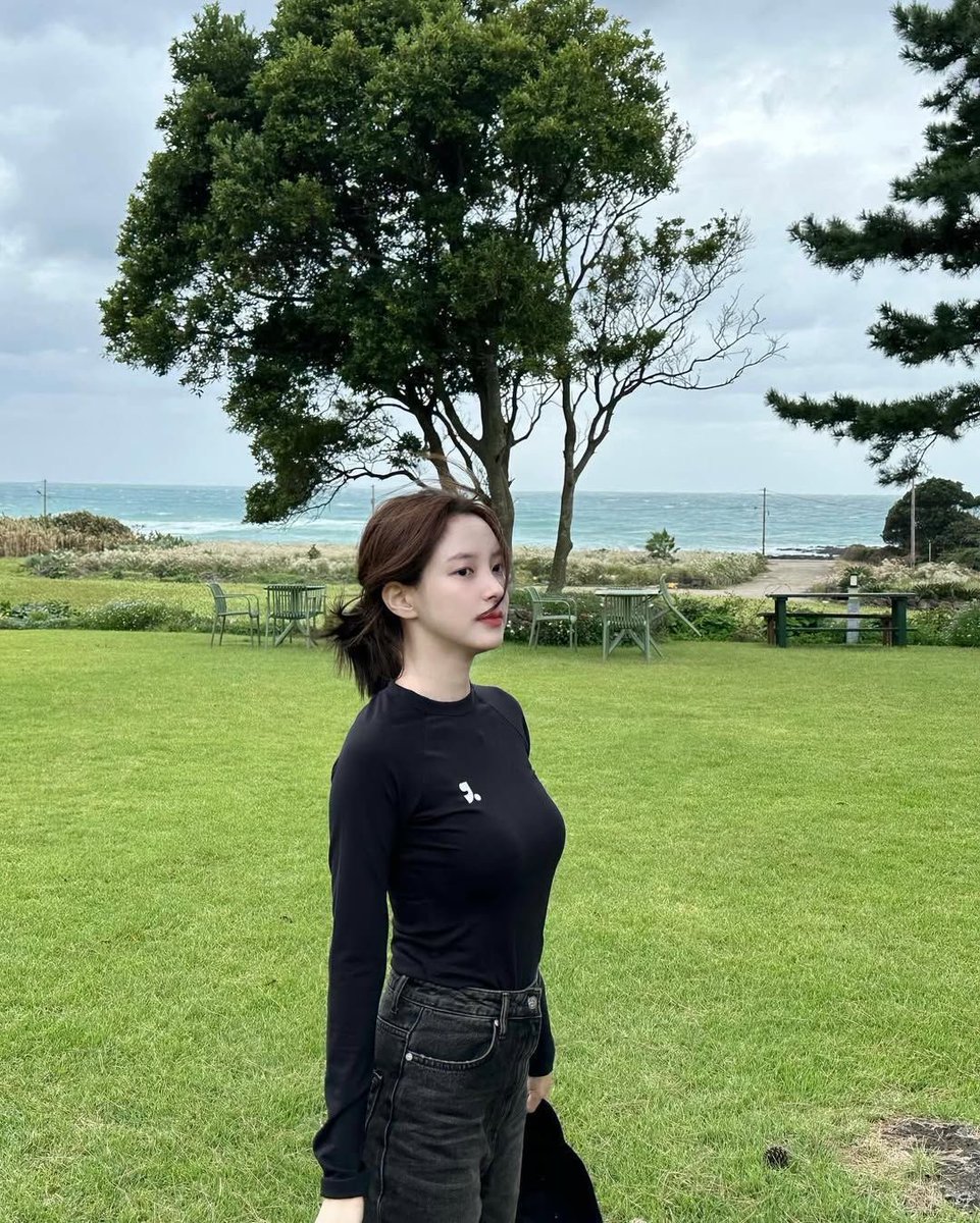 XINSOOmate's tweet photo. @SUMMERTANGagc Hi, Summertang! ☀️
I’m Livita as Shin Soohyun, and I’d love to spend this summer by the sea with you. May I join as one of your Summermates? https://t.co/WesWvJNPRz