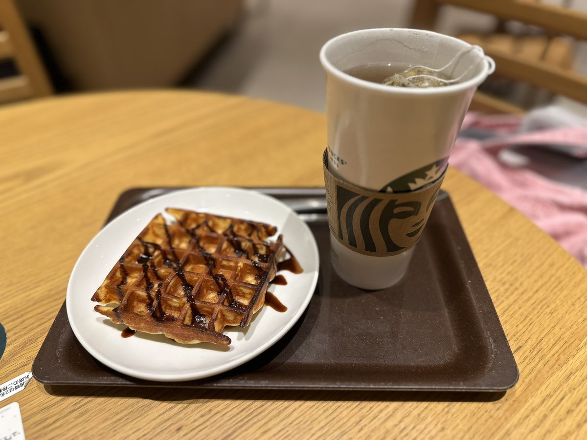 chancemaegami's tweet photo. 今日は体調良し、座位不耐なし！
勉強ができて楽しい。
スペイン語の音読は知らない単語ばかりで脳疲労でた。

今日のタイムスケジュール
朝ごはん用意した パン＆ゆで卵＆ヨーグルト
お昼ごはん作った 麻婆豆腐茄子👩‍🍳
洗濯物畳んだ
シャワー
韓国語の勉強
スペイン語の勉強
スタバ 休憩
：
夜へ続く。 https://t.co/hvmEpSLppy
