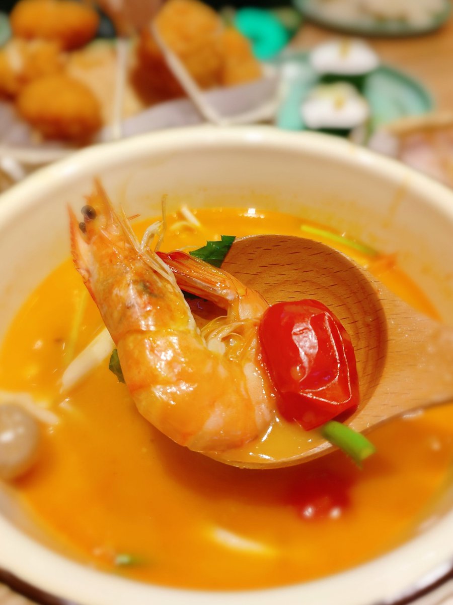 koumina82's tweet photo. Craving bold flavors Our homemade tom kha gai – creamy coconut broth infused with lemongrass, galangal and fresh lime – hits all the right notes for a cozy exotic treat ， https://t.co/D3qDz3xPlC