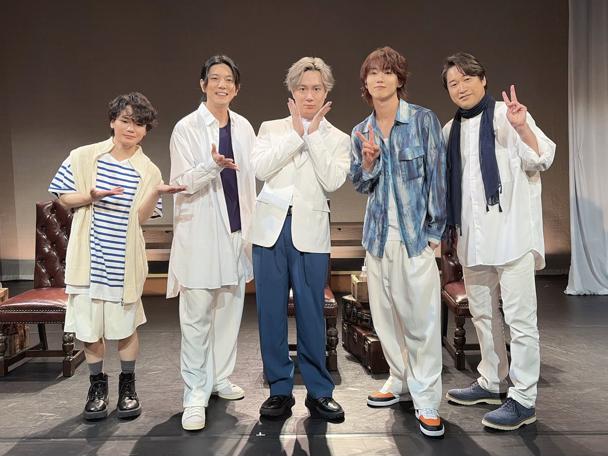 kento_kitamura's tweet photo. 朗読劇『銀河鉄道の夜』
今日は2公演ありがとう。

明日で最後だね🚂 https://t.co/mQGgkfAVBb