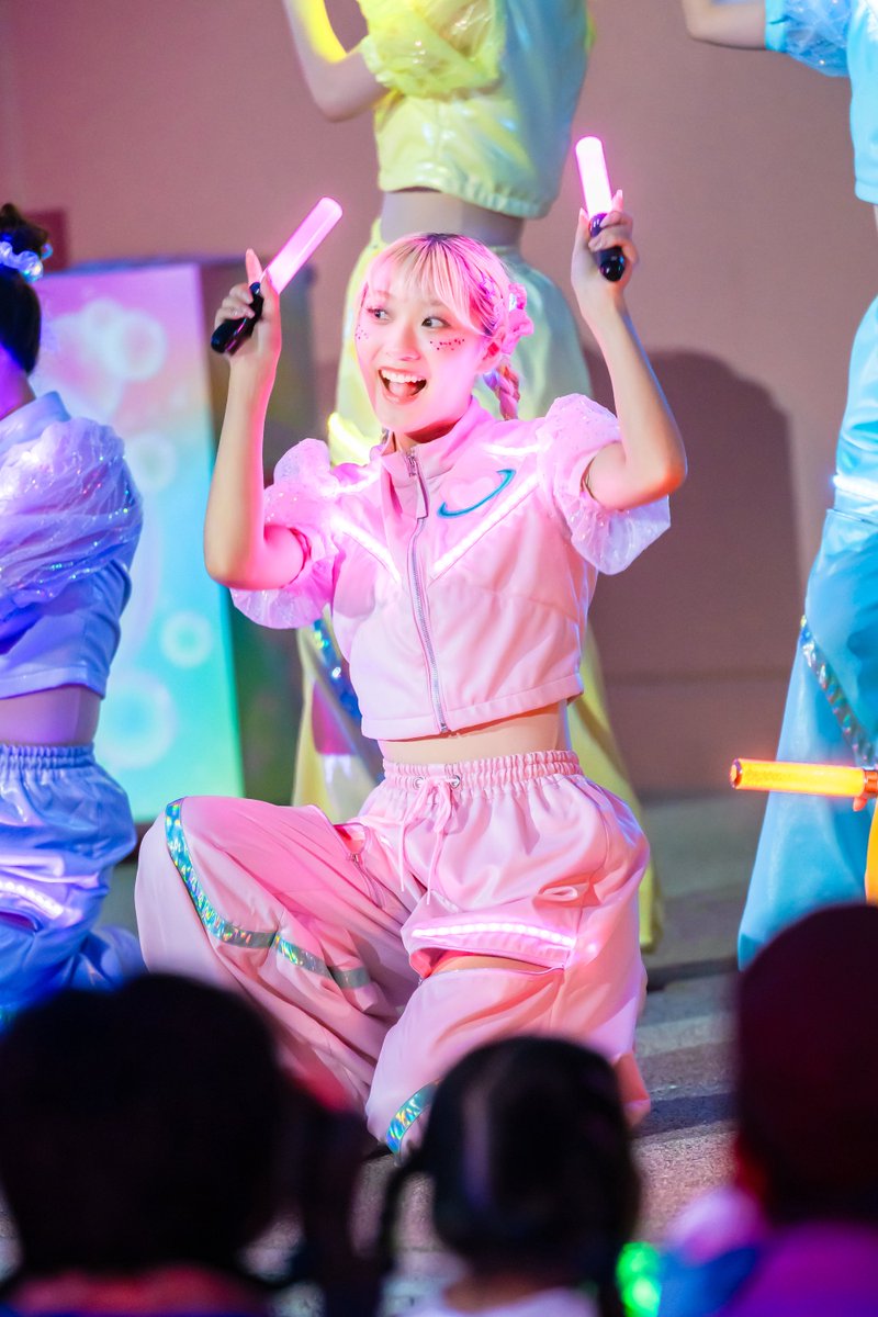 rainy_soul_7's tweet photo. サマーナイトバブルファンタジー

見納めかもと思って夜だけ🌏
かわいい🫧

#USJファン https://t.co/MM23dZBczL