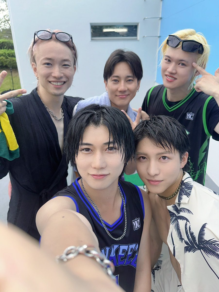 NishiyamaRyusei's tweet photo. スプラッシュライブ来てくれて
本当にありがとう！！
最恐チームてつや https://t.co/XkprtmQQ93