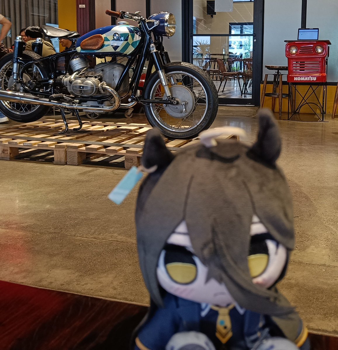 SunajC508's tweet photo. Cafe in Cafe Racer earlier... https://t.co/AcF72h0SoO