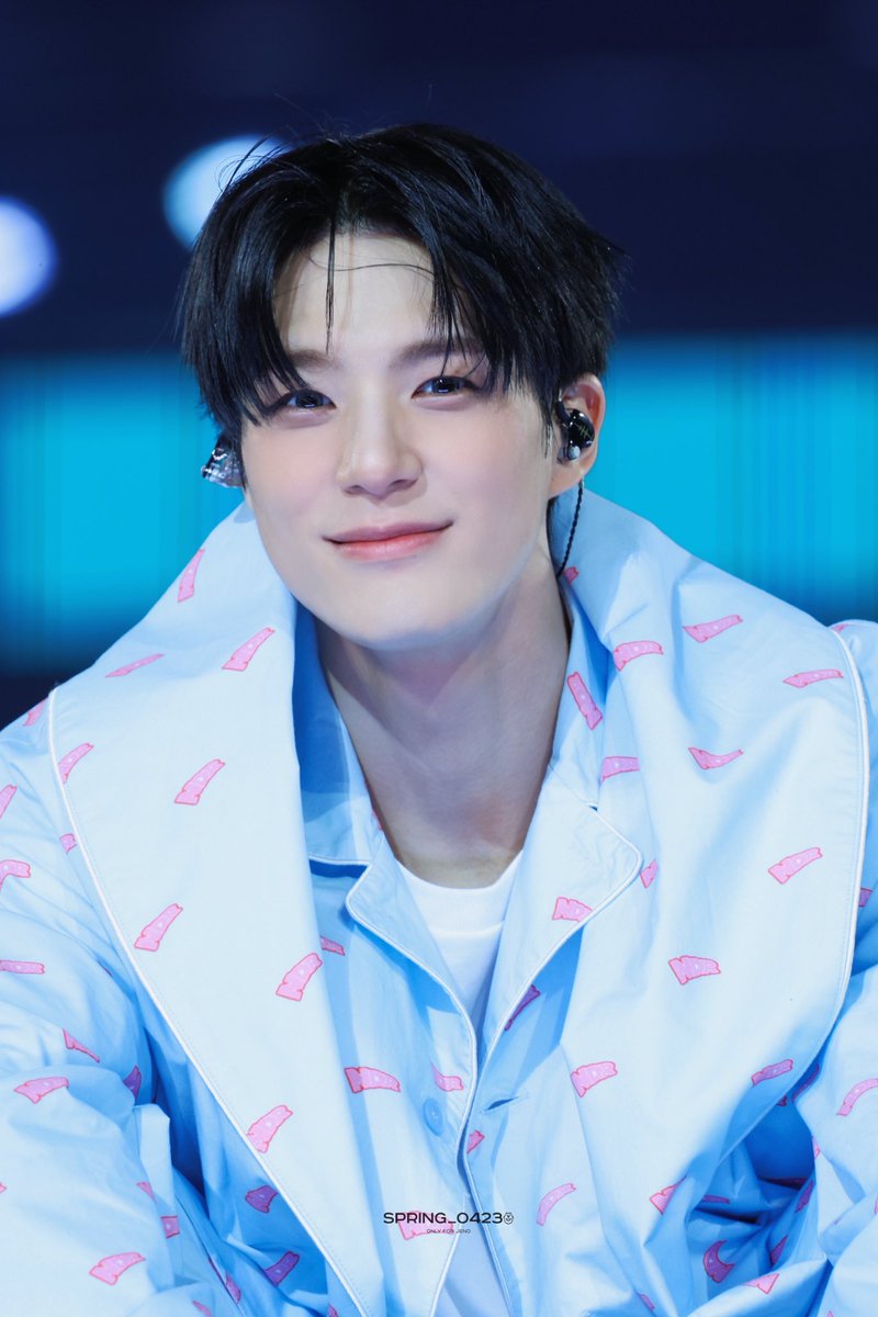 spring_O423's tweet photo. 260822 
 THE SWEET DREAM HOTEL 팬미팅 DAY 1
#제노 #JENO #NCTDREAM #NCTJNJM https://t.co/ql2rLzrybr