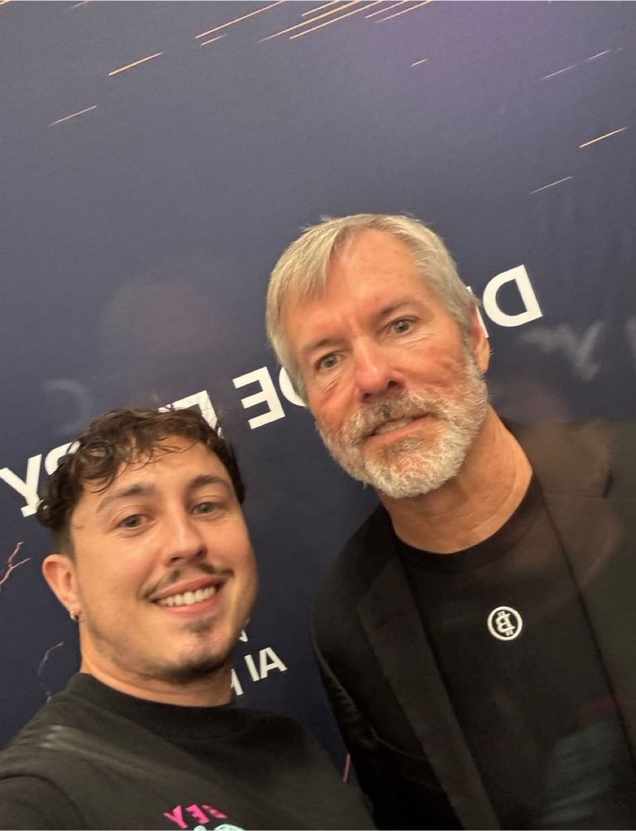BurysCrypto's tweet photo. GM to those who GM.

Crypto is pumping https://t.co/ev9mPz20Ws