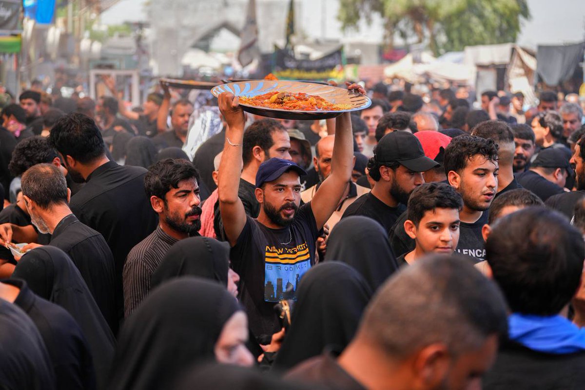 Qais__Iraq's tweet photo. حضور مليوني في ذكرى استشهاد الإمام الحسن 
العسكري (عليه السلام) في سامراء المقدسة
#المسير_الى_سامراء
#استشهاد_الحسن_العسكري https://t.co/KgAbcw4a1N