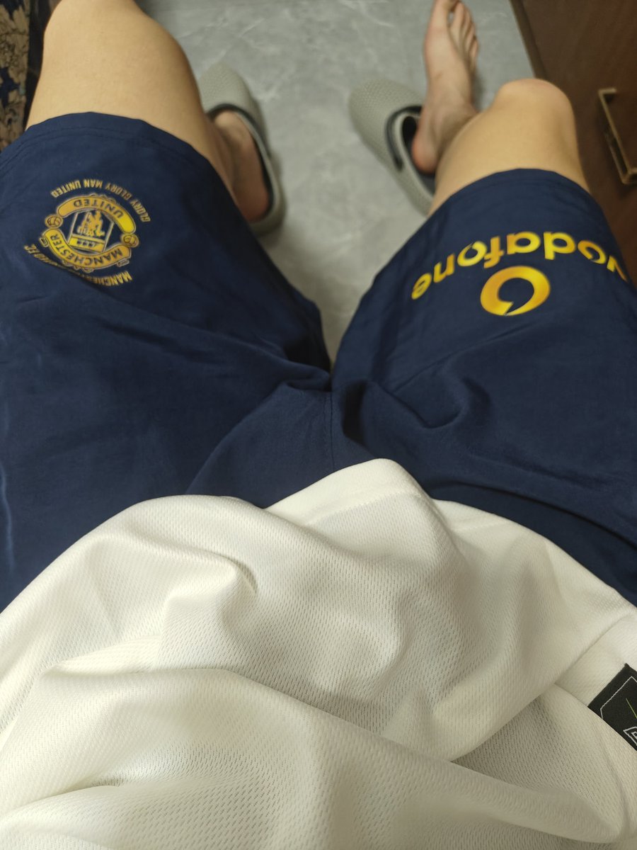 Joenmcd's tweet photo. 挂个空挡 #体育生 https://t.co/ZNJMljqTea