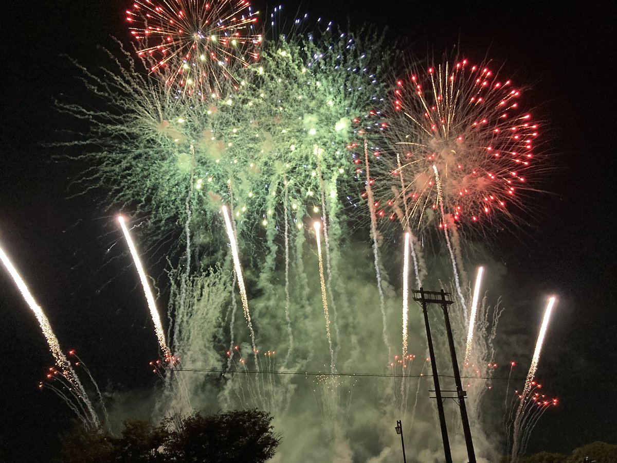 PolaccoLab's tweet photo. 芝生広くてゆったり観れた https://t.co/JGADRp9ort