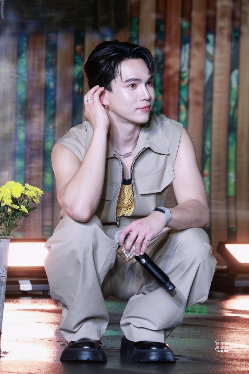 jjrchan's tweet photo. คัย ๆ ก็ไม่รักพ้ม ด.ช. แม้กน้อยใจแนะ 🥺

YOUR THIRD BUSKING
#ที่สามมาบัสกิ้ง #mmaxmax https://t.co/cSIZHHzX9c