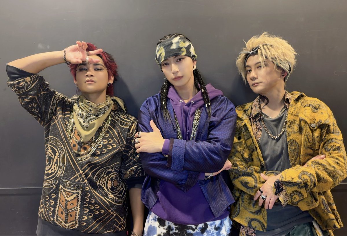 YUTA_KISHIMOTO's tweet photo. 『ヒプノシスマイク -Division Rap Battle-』Rule the Stage《Division Jam Tour》vol.3札幌公演

全公演を終えました！

ご来場いただきありがとうございました🤘🏻

楽しんでいただけましたか？

解散しかけましたね🦷💊笑

また、BoP2026でお会いしましょう！

#ヒプステ
#アカバネディビジョン https://t.co/BdpHjUpJtn