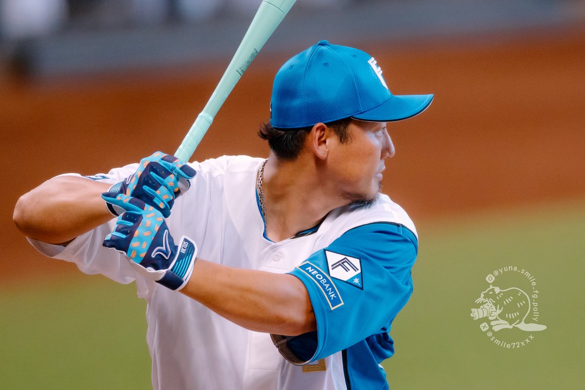 smile72xxx's tweet photo. 2026.8.22 
猛打賞だし守備も慣れないショート守ってたり頑張ってたよ。
内容はuuumさんを勝たせようという茶番ではあるんだけど🥹笑

あの時の好きに戻れる時間が尊いんだなって思いました。

#中田翔 https://t.co/fmECOJ1NMh