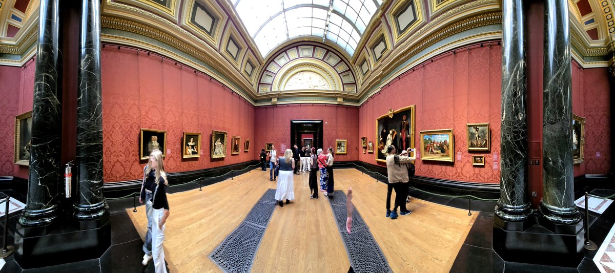 DaszkoSteve's tweet photo. More Samsung panoramic images from yesterday at The National Gallery. https://t.co/jzwbfZyfLY