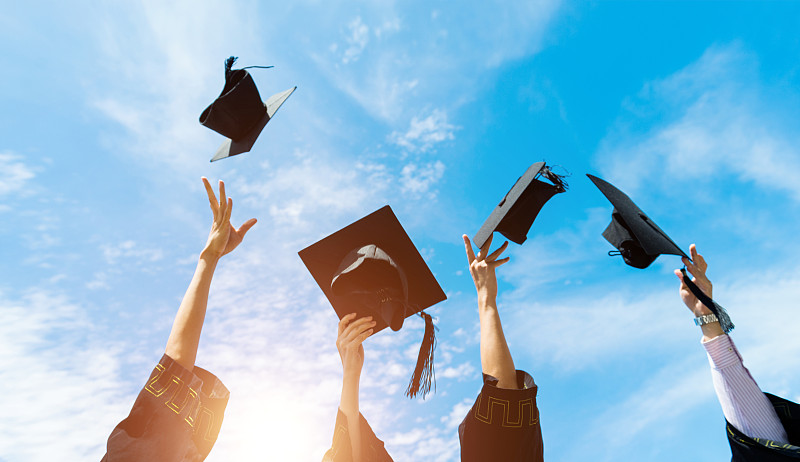 ChutChut39's tweet photo. Graduation cap toss in the golden afternoon, my favorite people right here—this chapter’s unforgettable!， https://t.co/oi4c709S4j