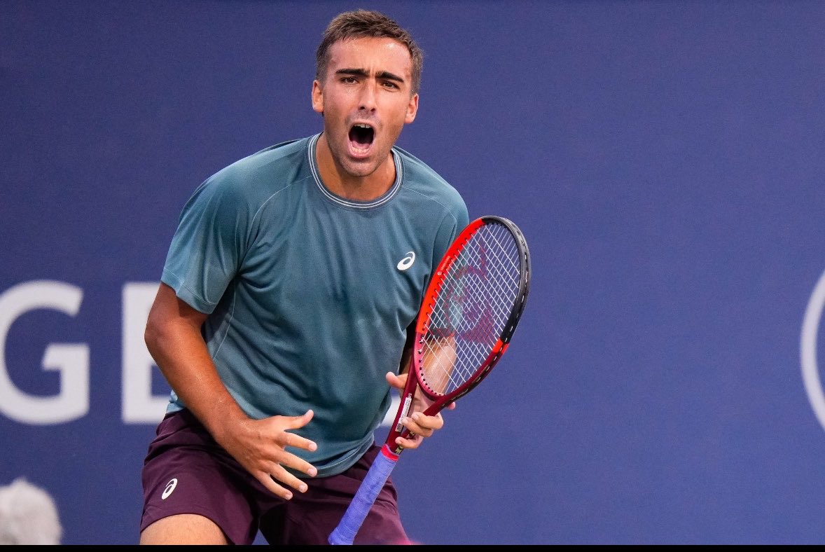 DANIMERIDISMO's tweet photo. ‼️🚨SORTEO: 2 RAQUETAS DE DANI MÉRIDA🚨‼️

2 raquetas usadas en WIMBLEDON🔥

PASOS A SEGUIR:
1⃣.Sigue a @Mridatenis1 y a @DANIMERIDISMO 

2⃣.RT y Me Gusta 🔁 +❤️

3⃣.Menciona a 2 amigos (cuantas más veces mejor) + dinos por qué la quieres/necesitas (sé original) 💬

2 GANADORES:

🏆 1 por Azar | 🏆 1 a la respuesta más original

Quieres tener otra opción más? PUES OJO porque…

📸 3ª Raqueta en juego SÓLO en nuestro IG: @DANIMERIDISMO 

https://t.co/lFsMylK7Ej

⏳ Cerramos sorteo el jueves 27 a las 23:59 (se comprobarán todos los requisitos)

Mucha suerte a tod@s! 🤞😮‍💨