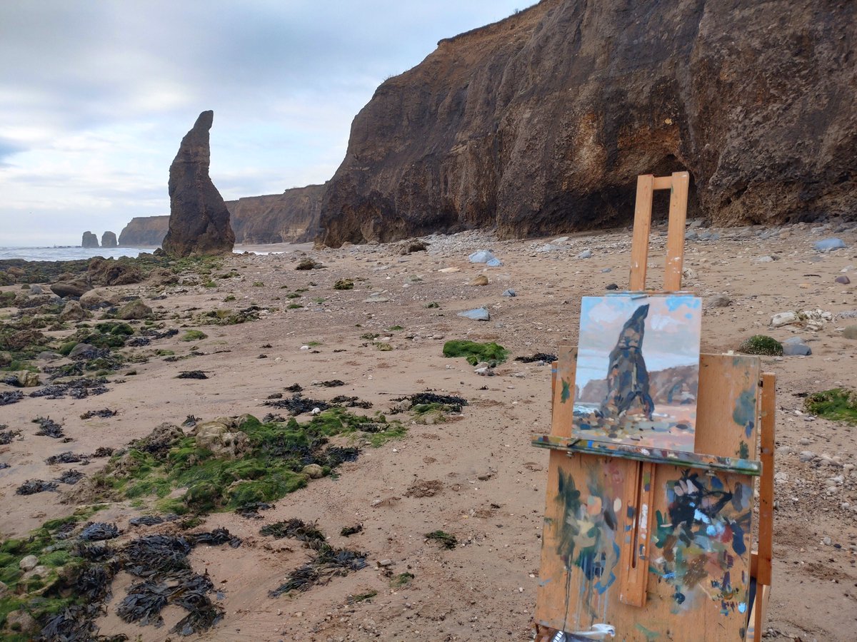 Chainsaw_McGinn's tweet photo. More of this down the shore painting malarkey. Another study for a larger commission I have under way in the studio. #landscapepainting #Ryhope #CoDurham #Pleinair https://t.co/TYj0EhdUmE