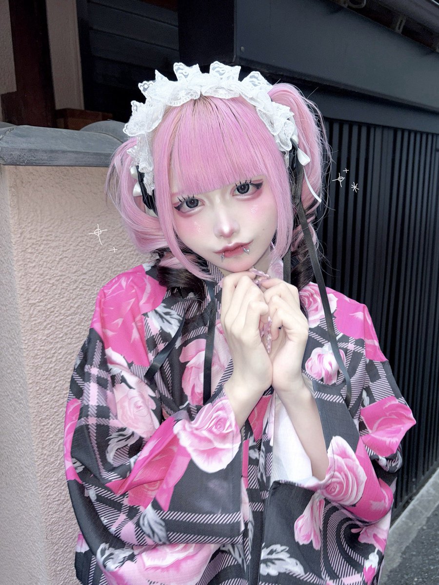 uin2218's tweet photo. 来年も夏いっしょに過ごそうね https://t.co/nnr9sTYtWz