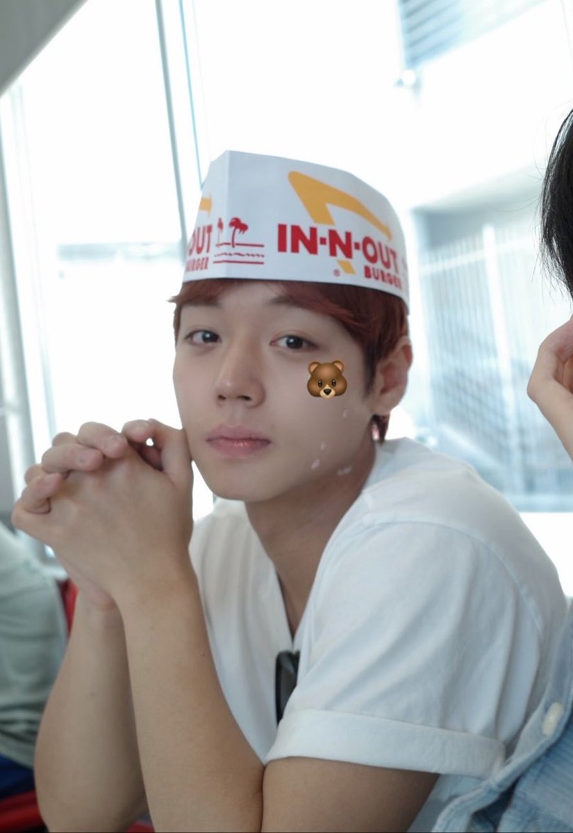 usagijoa's tweet photo. 박지훈 개훈녀사진 미친거아냐

눈매 완전 츄우우우기 ... https://t.co/I9ucLUDsfD