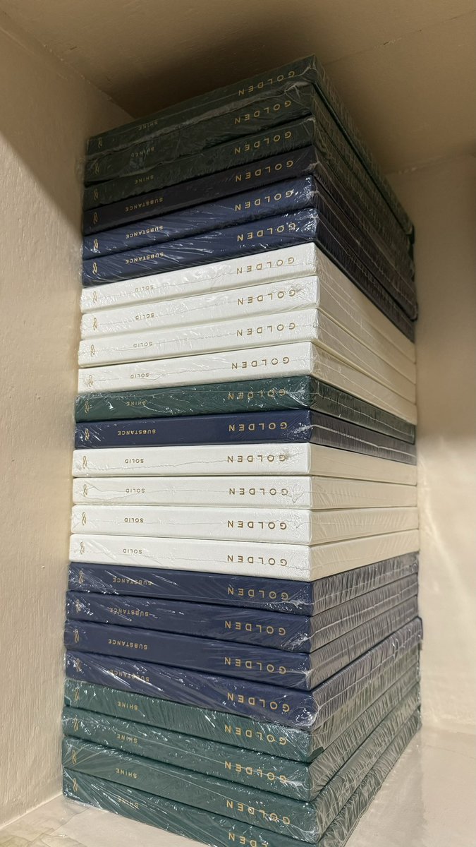 kkooobbiii's tweet photo. WTS LFB UNSEALED Jungkook’s Golden Album SALE (until 6pm today)
- Unsealed Golden Album. Complete Inclusion
- still available 7 sets unsealed
💸 350 per album (UNSEALED)
‼️ tomorrow price
UNSEALED 450php
📍Q.C/Mandaluyong
#jungkook #bts #btsarmy #armyph #golden #merch https://t.co/hLTp9fMO1m